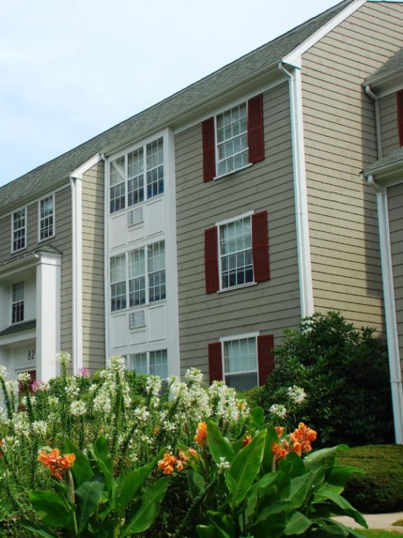 Saugus Commons Associates LLC Apartments in Saugus, MA